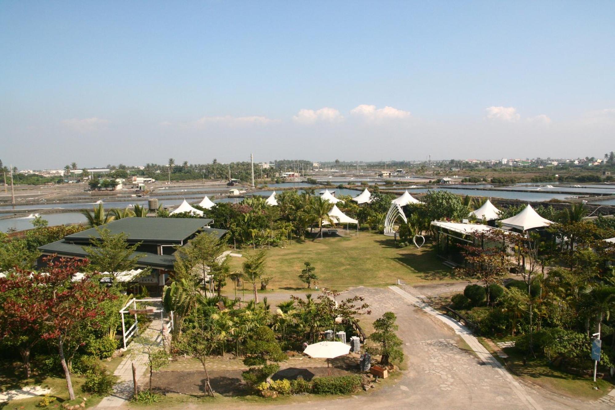 Fu Wan Cafe Villa Donggang Buitenkant foto