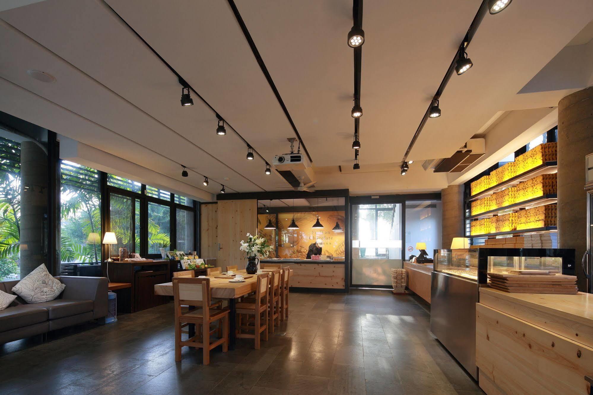 Fu Wan Cafe Villa Donggang Buitenkant foto